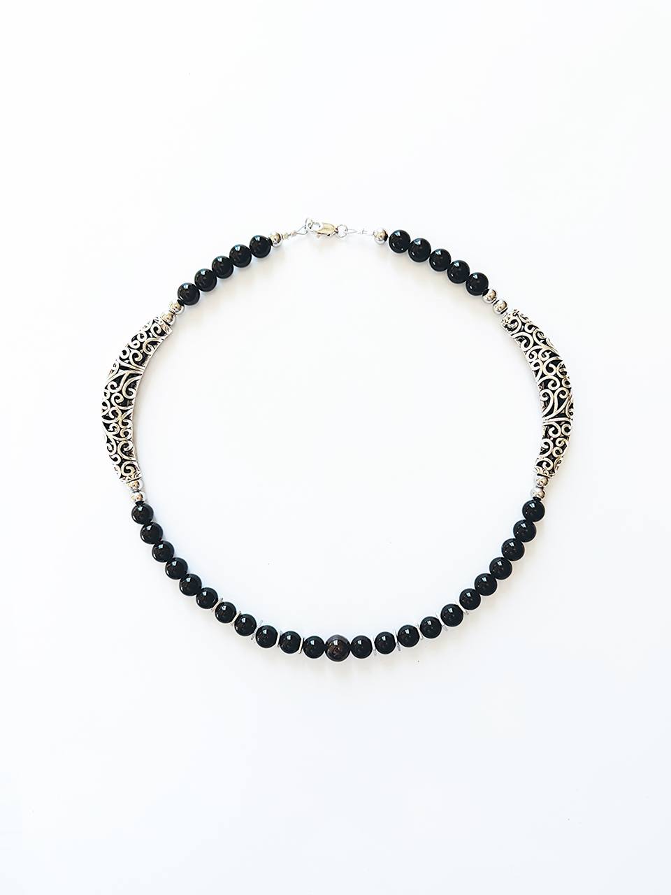 Ожерелье «Black Lotus of Hidden Power Necklace for a Lady» от А.В Сидерского